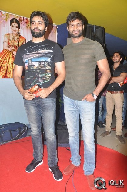 Celebrities-at-Maaya-Movie-Preview-Show